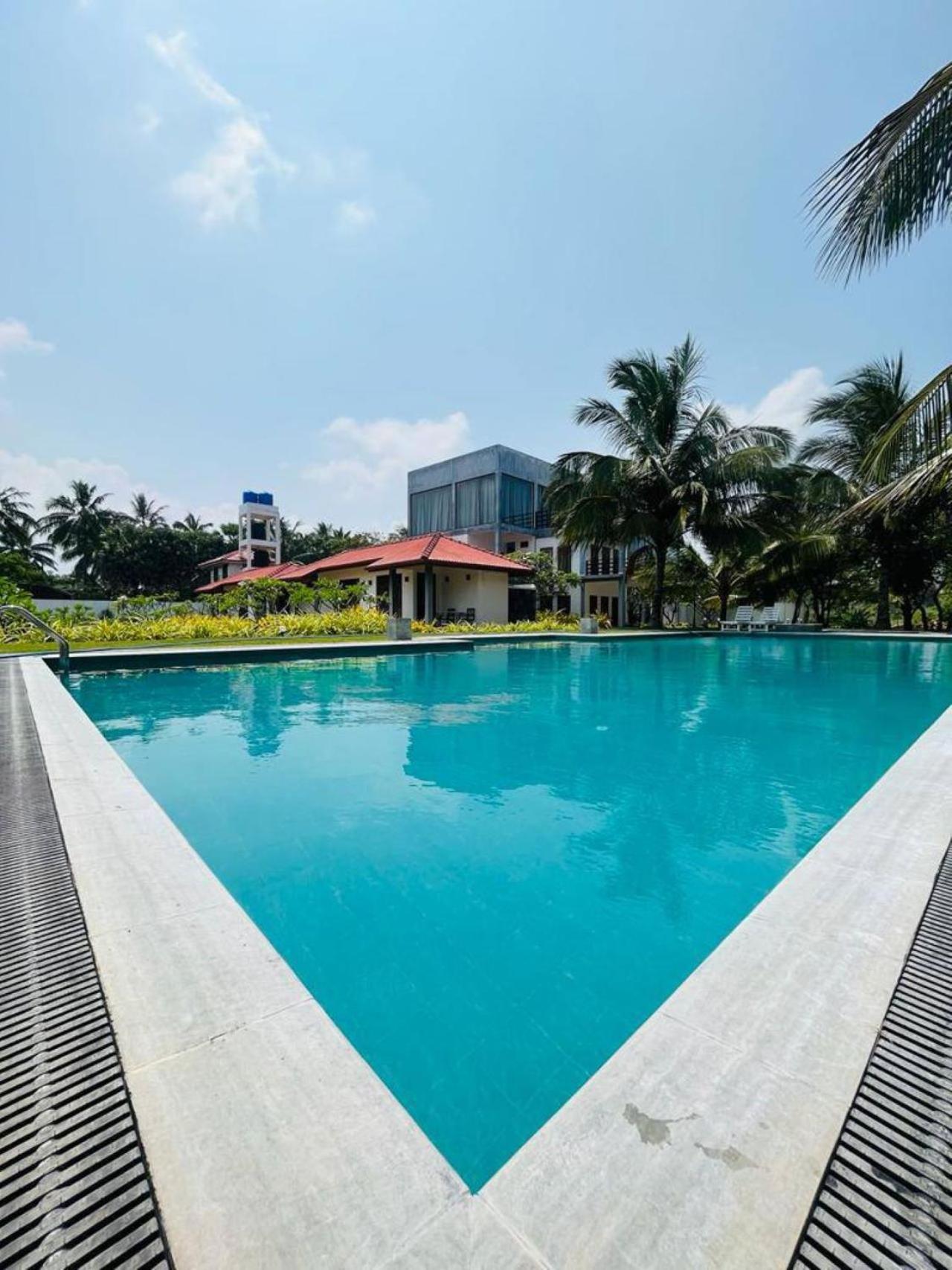 Nn Beach Resort & Spa Nilaveli Exterior foto